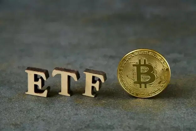 "Money Poured in with Ceasefire"...Bitcoin ETF Surges by $500 Million