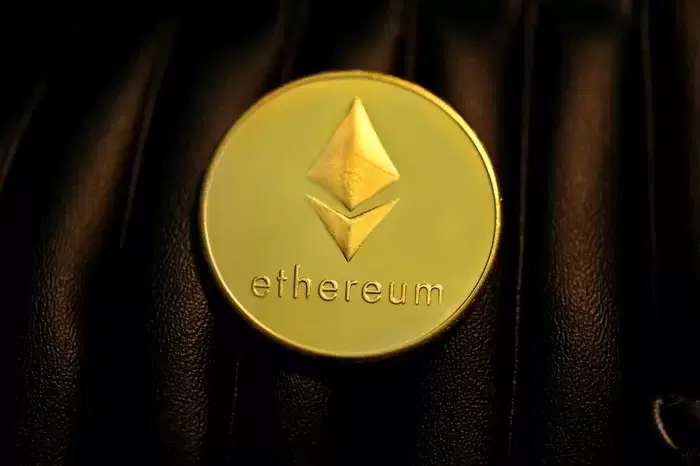 Money Pours into ETFs, but the Market is Cold…Conflicting Signals Detected for Ethereum