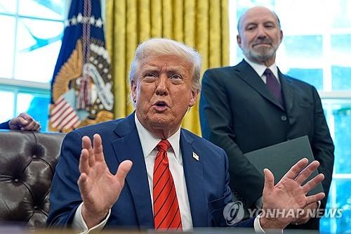 Breaking News] Trump: "If EU does not implement trade agreement by July 4, tariffs will be further increased"
