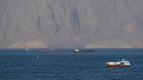 Iran "U.S. proposal under review... will convey position to Pakistan"