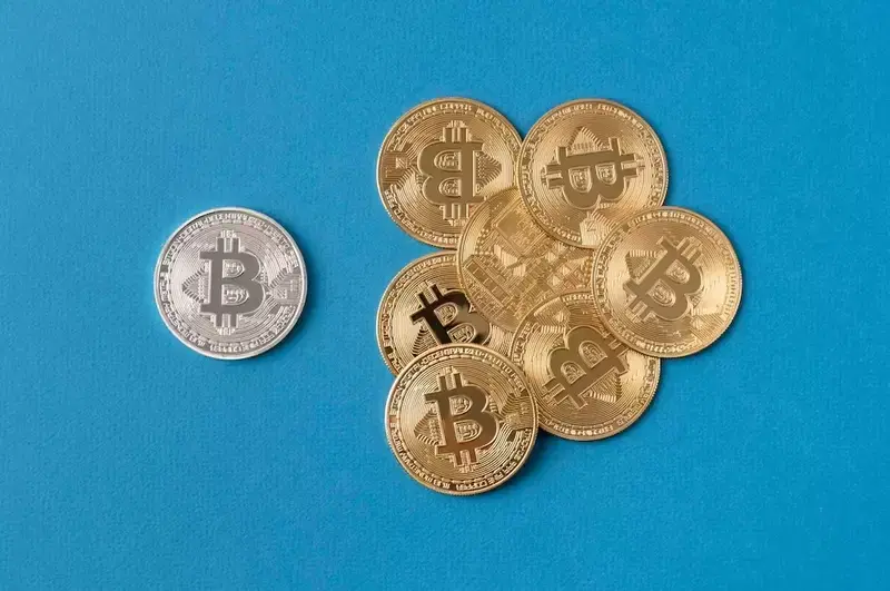 Bitcoin Whales Sell 80,000 BTC, Causing Shock...Up 20%, but Bearish Inside?