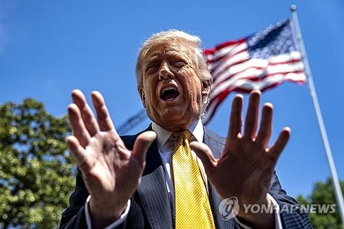 US Begins Tariff Refunds to Businesses... Trump Calls it "Crazy"