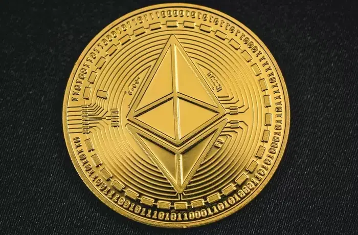 Will Ethereum Break $2,000? Conflicting Signals Between Network Growth and Price