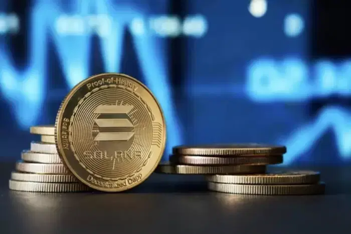 Solana's Supply Reduction Gamble: Can It End the 75% Plunge?